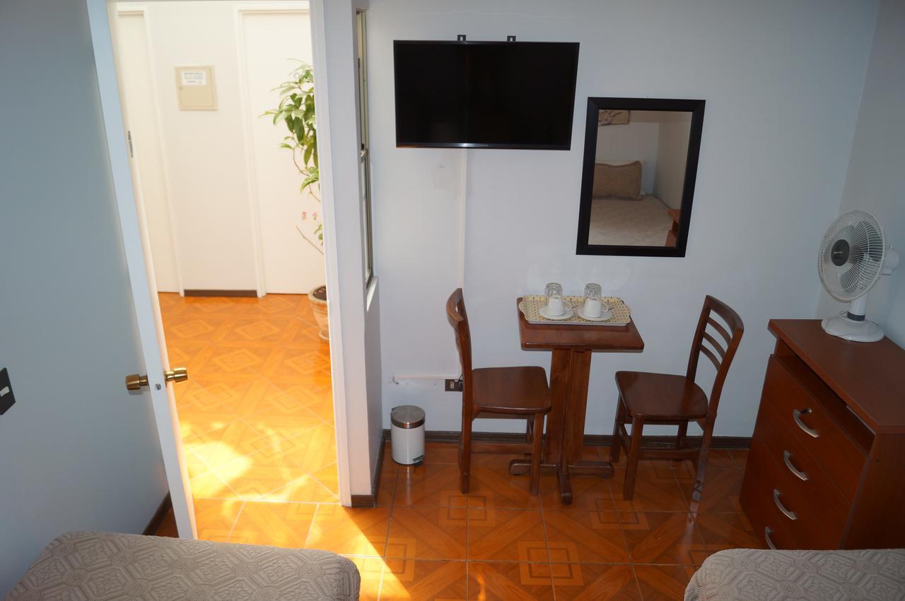 Residencial Universitaria Santiago Buitenkant foto